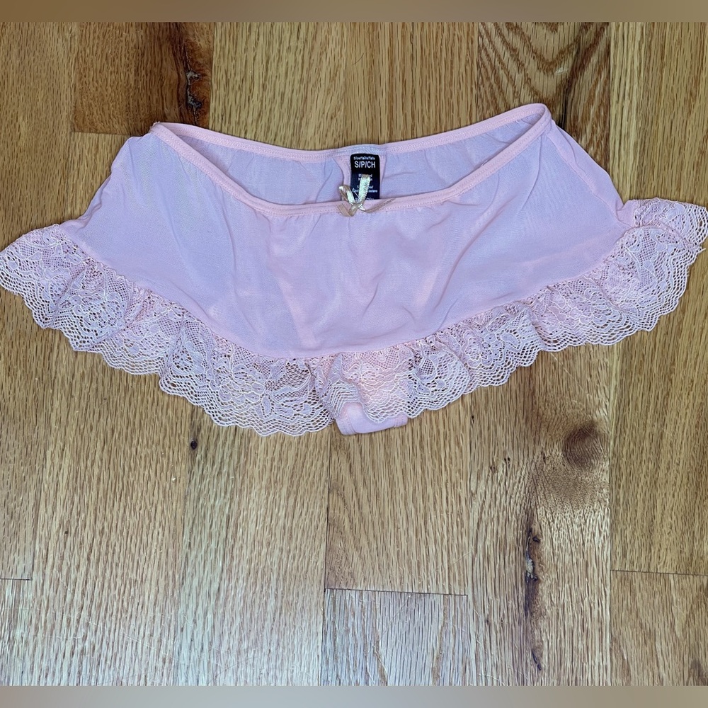 Skirted Ruffle Panties in peach